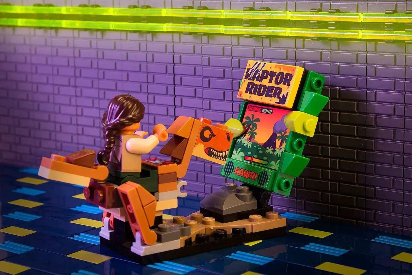 Raptor Rider - B3 Customs Arcade Game made using LEGO parts - ToylandEU
