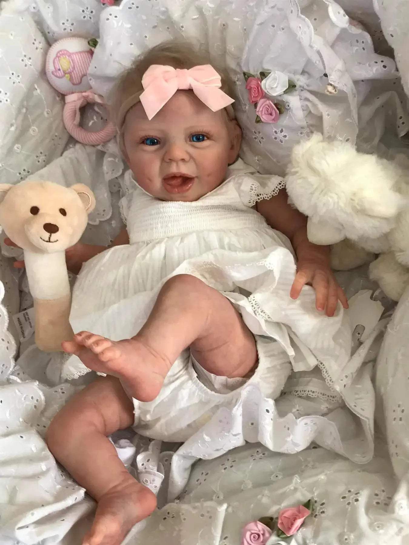22 Inch Baby Girl Doll Lifelike Soft Touch Gift - ToylandEU™