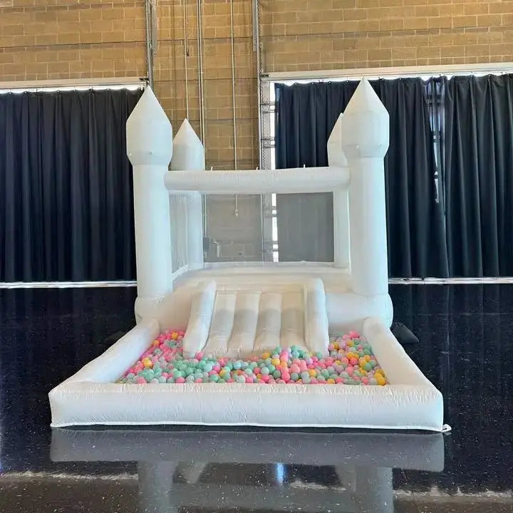 Inflatable Bounce House With Slide And Ball Pit For Weddings