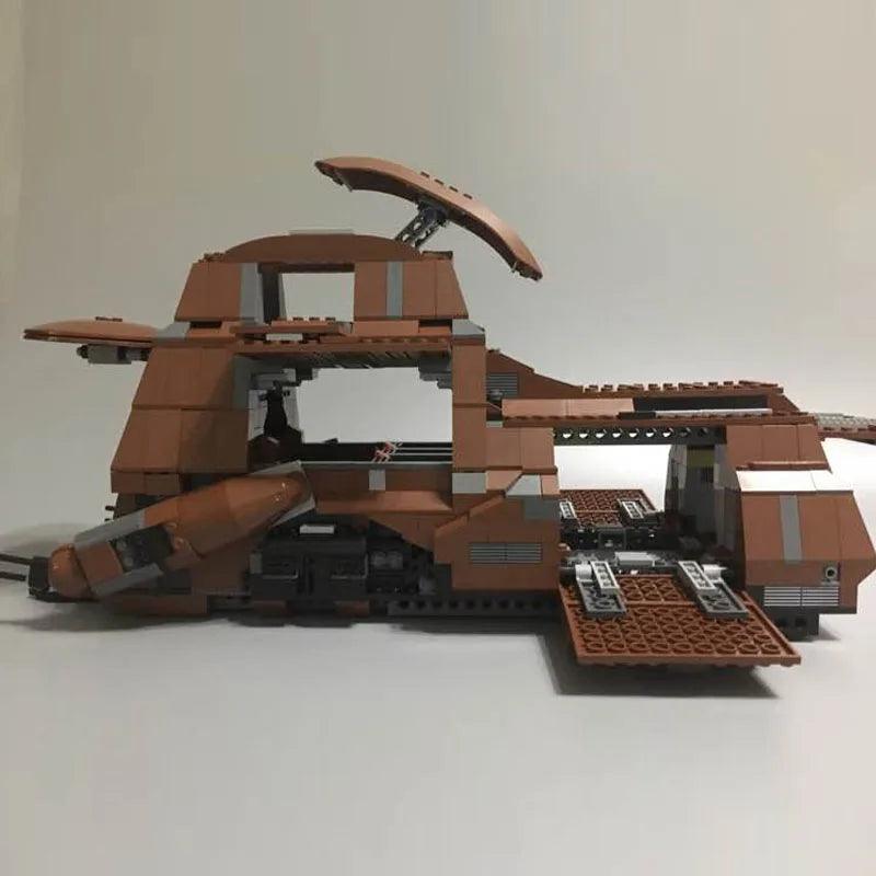 Building Block Set | 1330 Pieces | Trade Federation MTT | Droid Carrier