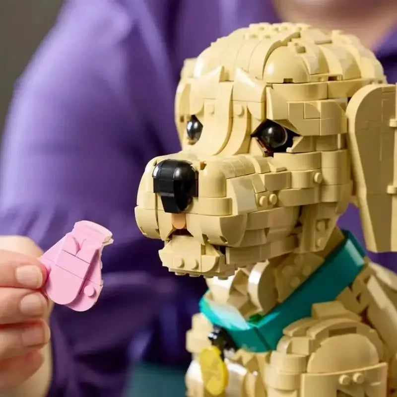 Building Block Set | Golden Retriever Puppy | 2102 Pieces | Disney