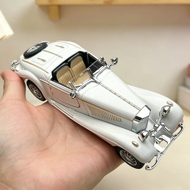 Diecast Car Model| 1:32 Scale | Metal Body | Classic Replica