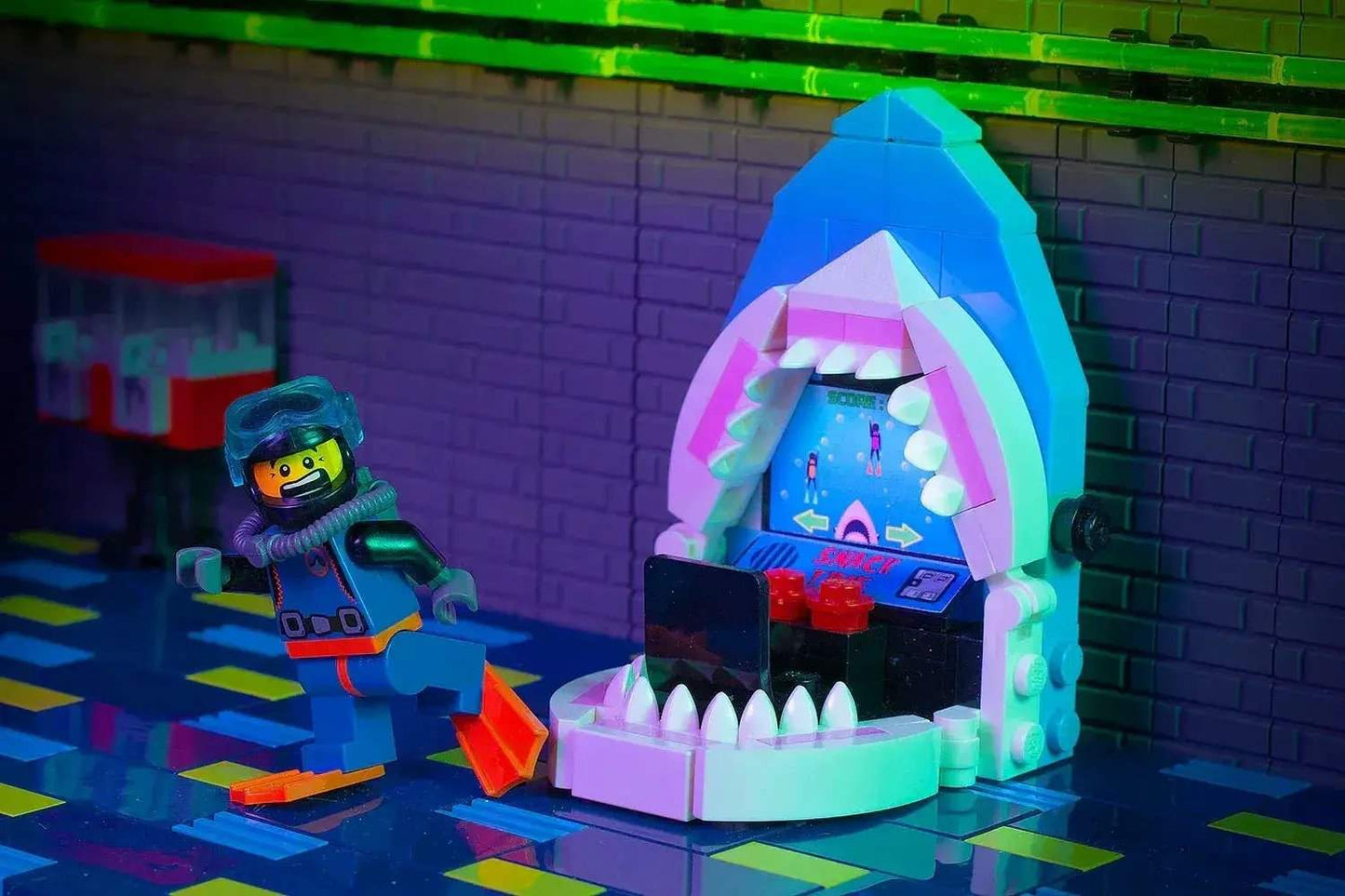 Shark Attack! Arcade Game made using LEGO parts - B3 Customs - ToylandEU