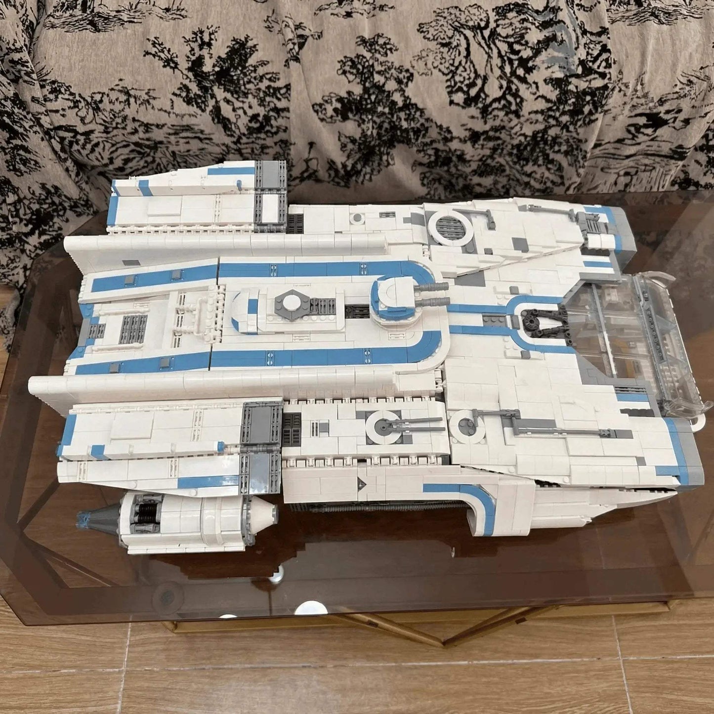 Spaceship Building Blocks Set With 5611 Pieces For Creative Builders - ToylandEU