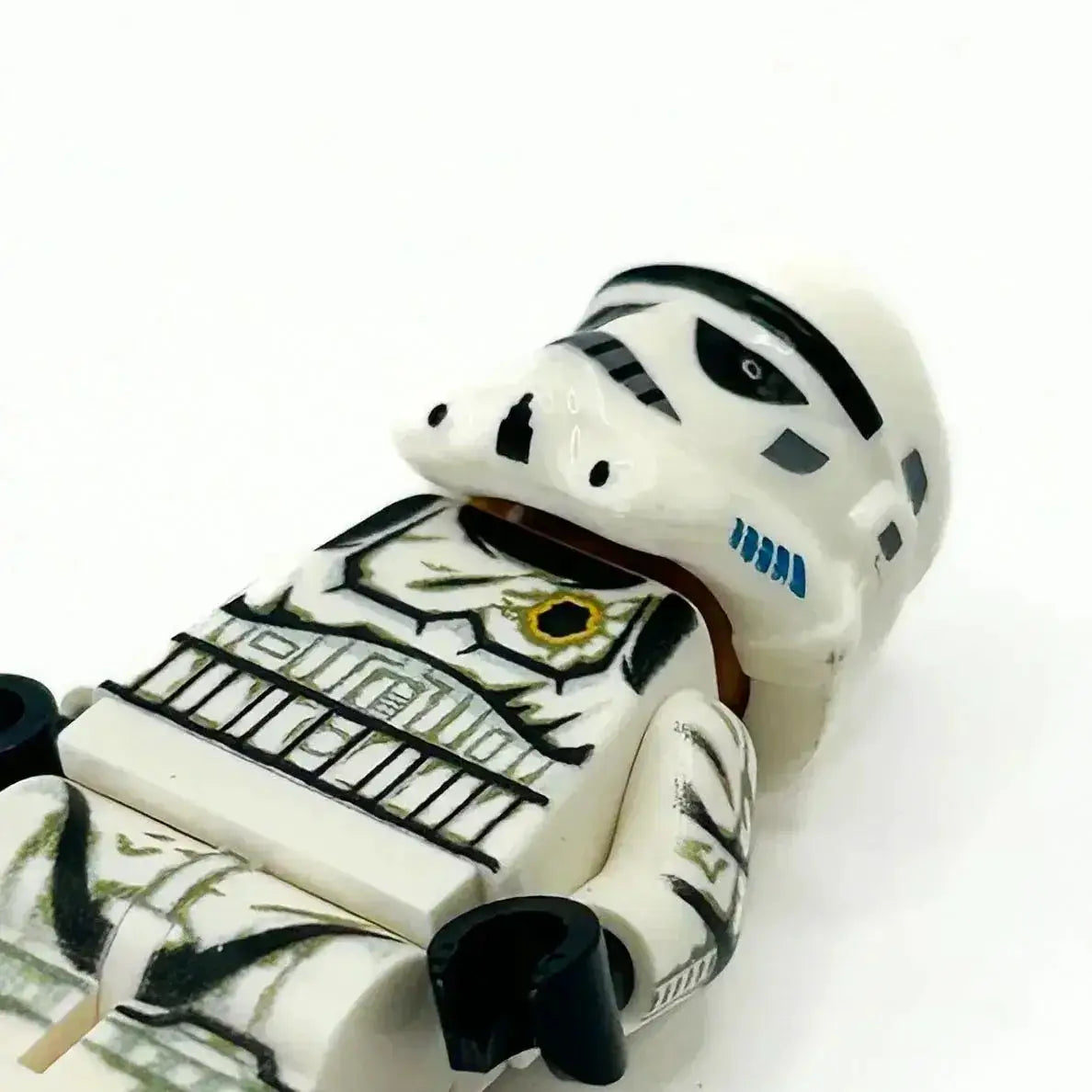 Custom Stormtrooper Figure, Battle-Worn Print, LEGO Legs and Torso, White, Helmet and BrickArms E-11 Blaster - ToylandEU