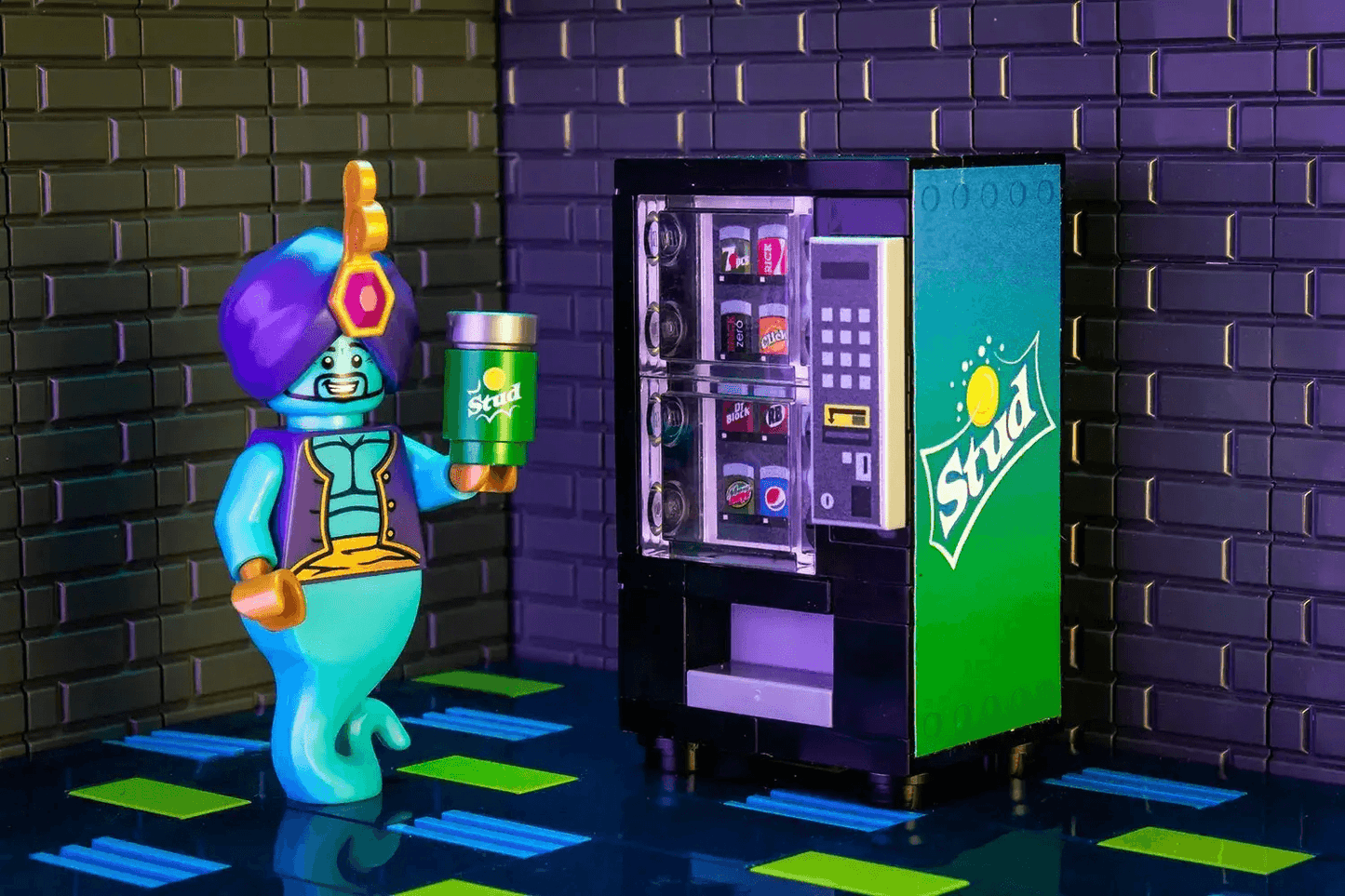 LEGO Soda Vending Machine With Custom Printed Can For Minifigs Figure Scale Desk Display - ToylandEU