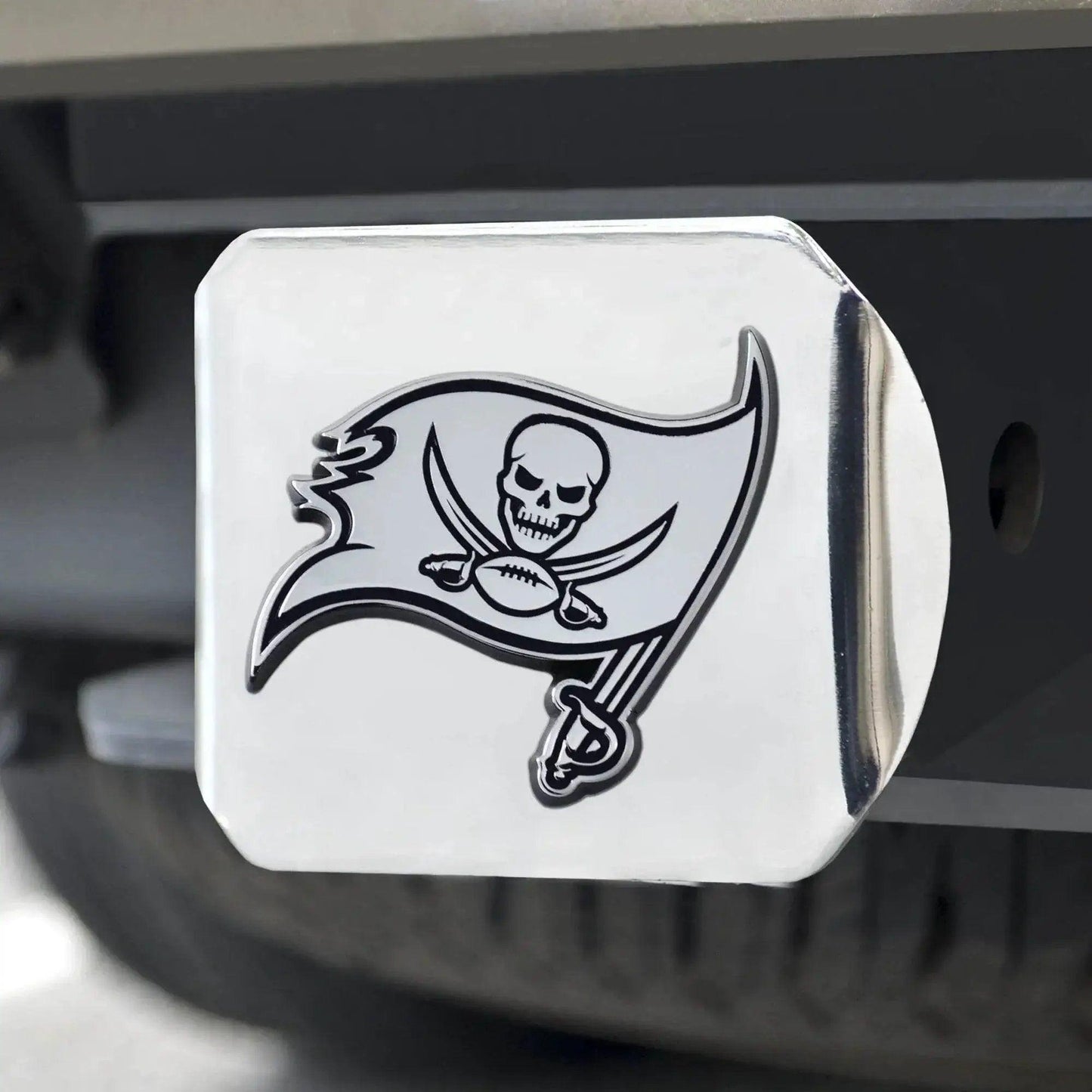 Tampa Bay Buccaneers Chrome Hitch Cover Fits 2 Inch Hitches - ToylandEU™