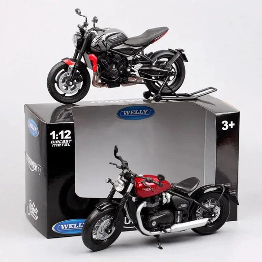 Triumph Bonneville Bobber Diecast Motorcycle Deluxe - ToylandEU™