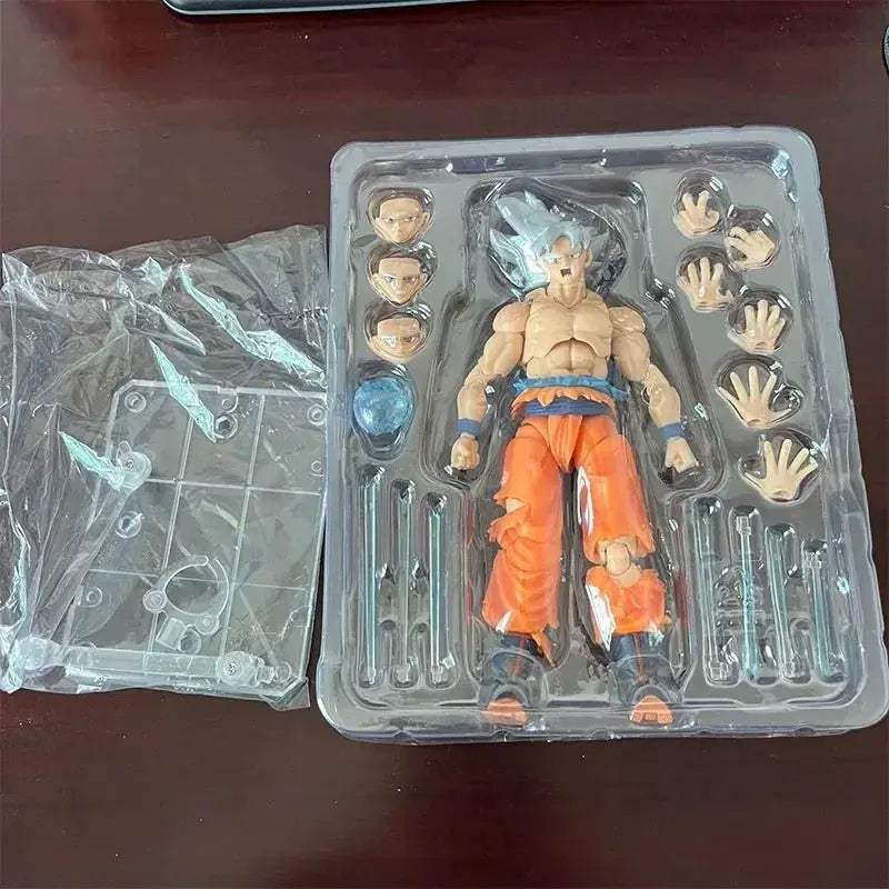 Ultra Instinct Goku PVC Figure 16cm With White Hair - ToylandEU