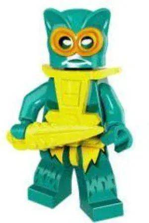 Custom Masters Of The Universe Figure Whip Enforcer Green And Black Serpentine Armor Spiked Mask Flexible Whip - ToylandEU