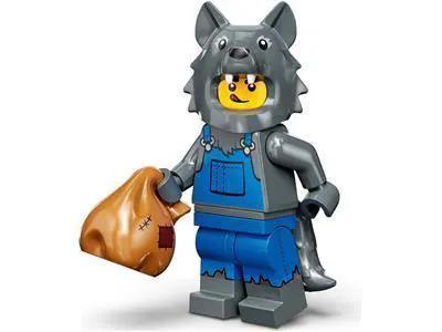 Wolf Figure Collectible With Custom Details Plastic Construction Standard Figure Size - ToylandEU