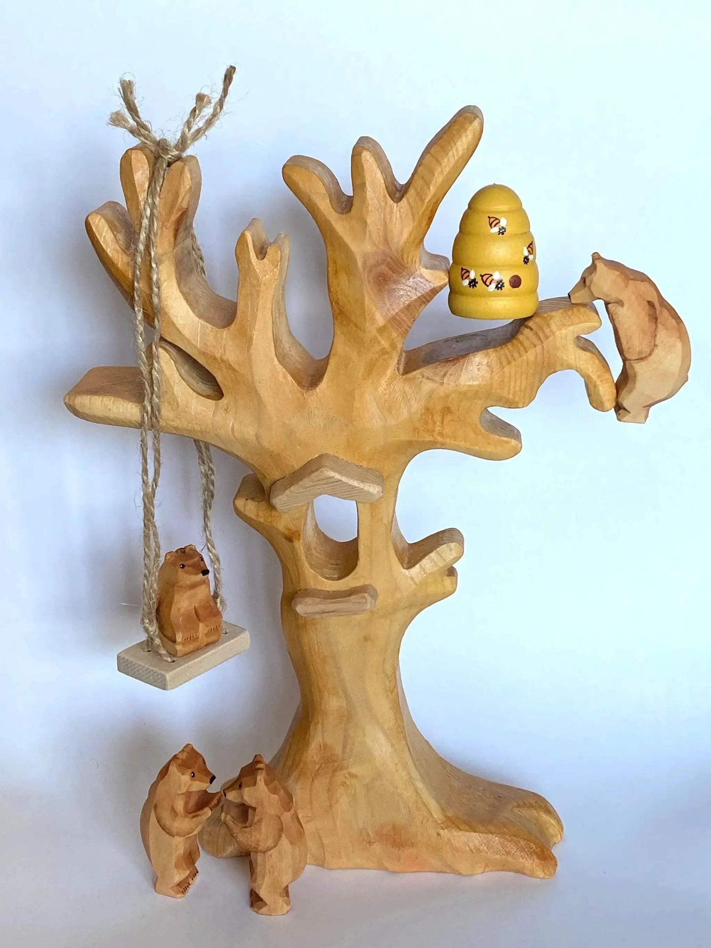 Wooden Beehive Figurine Toy for Imaginative Educational Play - ToylandEU