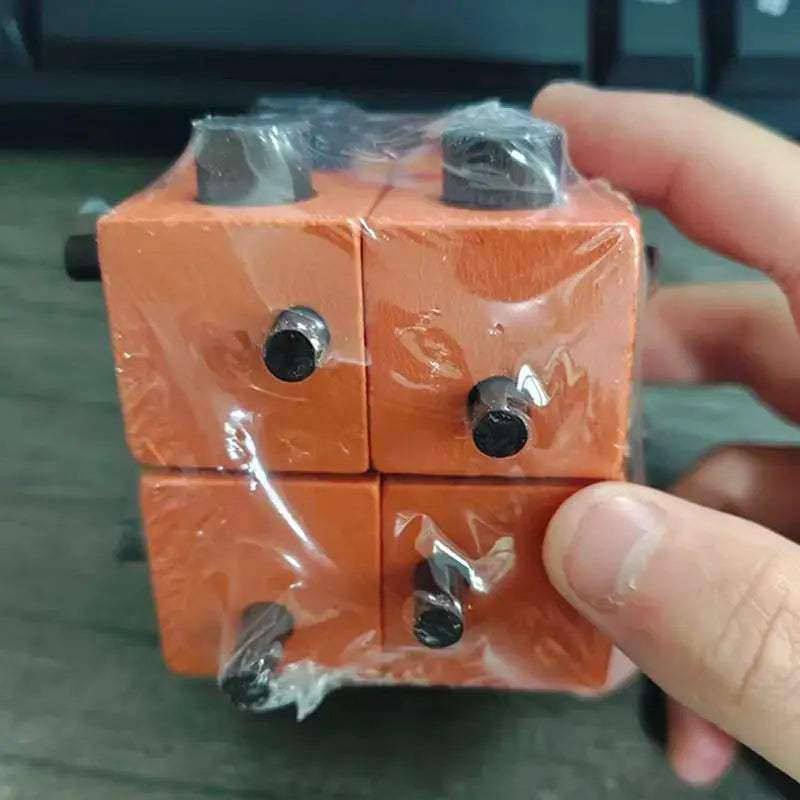 Wooden Interlock Puzzle Brain Teaser Builds Logic - ToylandEU™