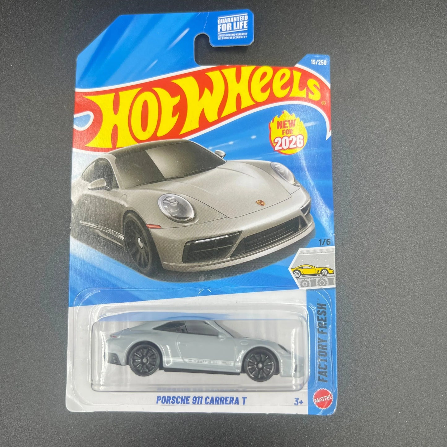 Custom Made Diecast 1:64 + Protector Case Hot wheels for any occasion - ToylandEU