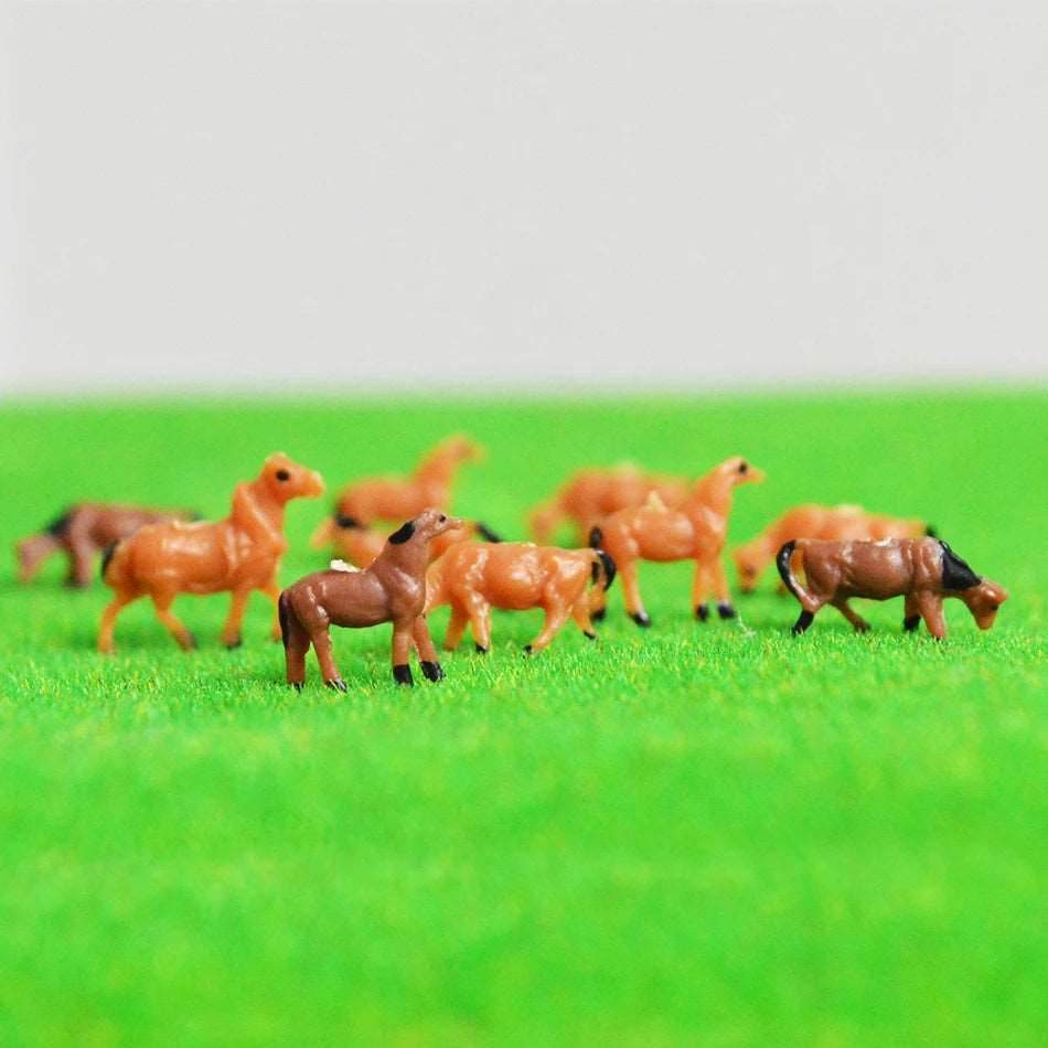 100pcs Miniature Horses - 1:150 Scale Painted Farm Animal Models - ToylandEU