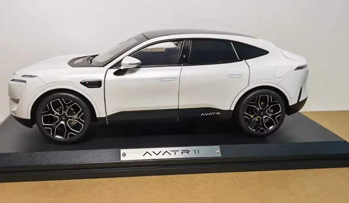 1 18 Diecast Car Model Aouita 11 Alloy Opening Doors - ToylandEU