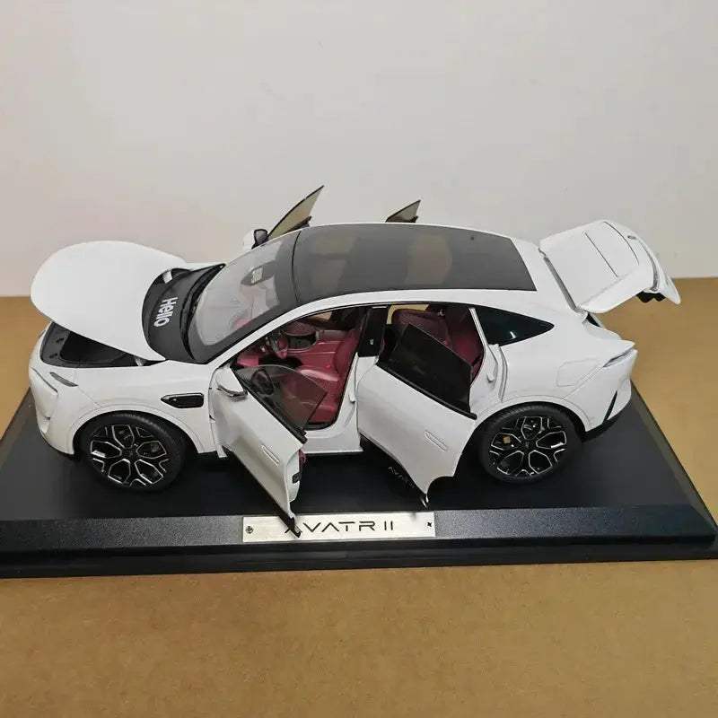 1 18 Diecast Car Model Aouita 11 Alloy Opening Doors - ToylandEU