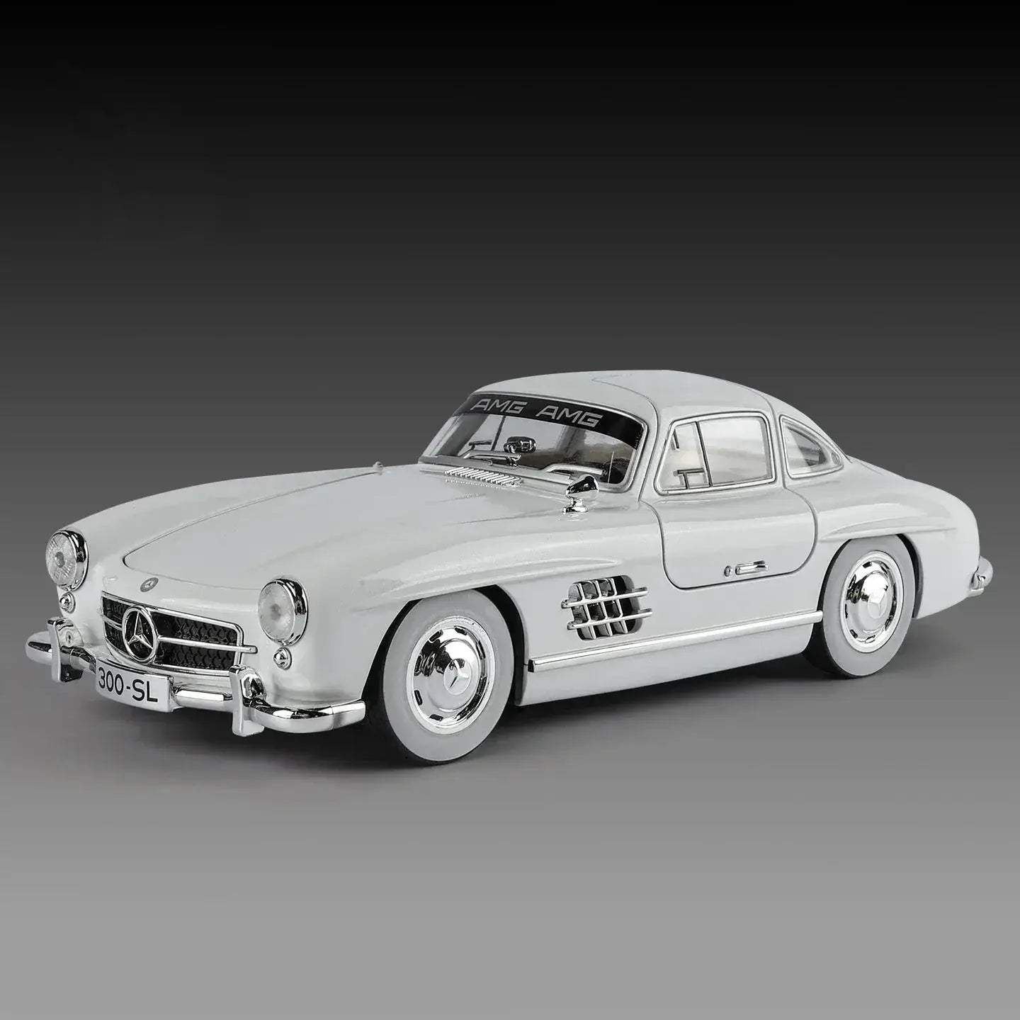 1 18 Diecast Metal Benz 300SL Car Model For Home Decor - ToylandEU