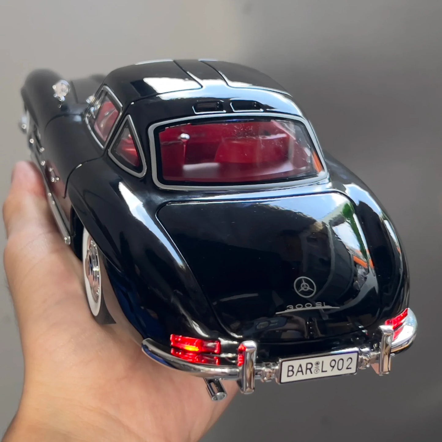 1:18 Diecast Metal Benz 300SL Classic Sports Car Model - ToylandEU