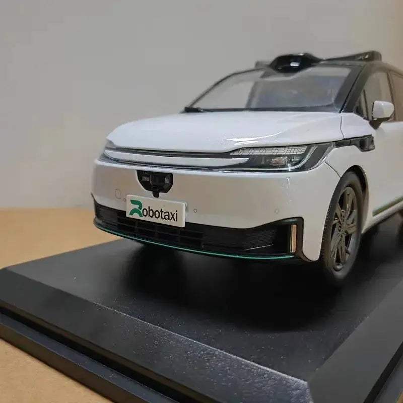 1:18 Diecast Robotaxi Car Model Alloy Unmanned Collectible - ToylandEU