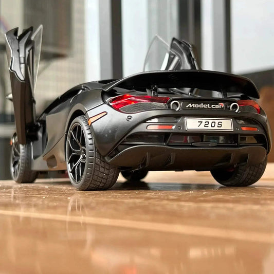  1:18 McLaren 720S Metal Diecast Sound Light Pull Back -  ToylandEU™