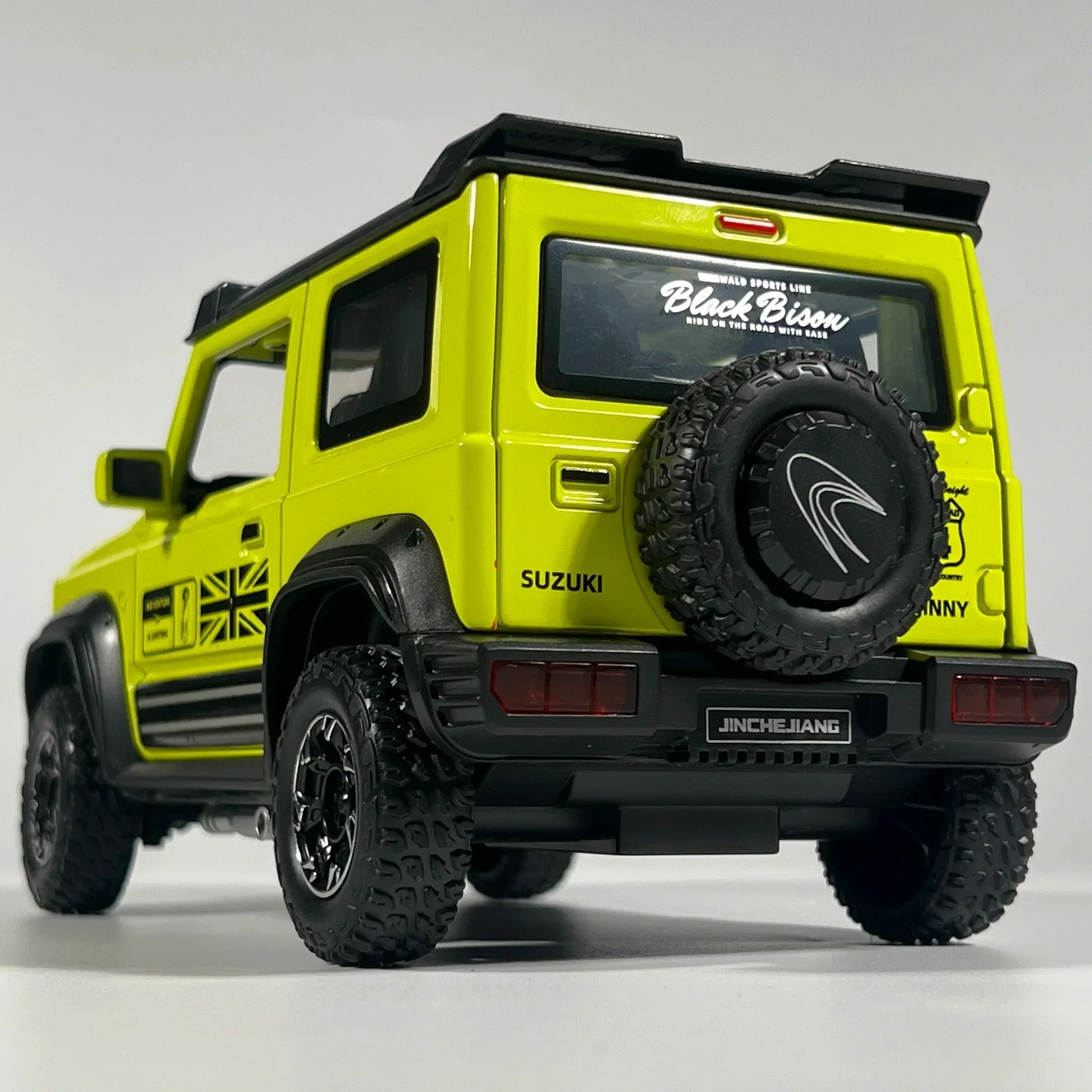 1:18 Suzuki Jimny Diecast Metal Model Car Off Road SUV - ToylandEU
