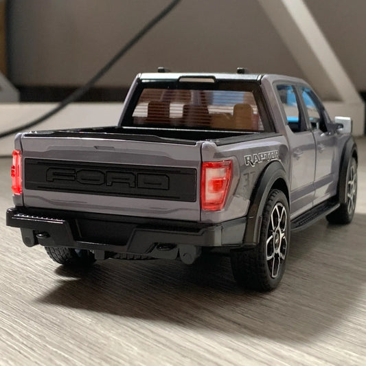 1:20 Ford Raptor F-150 Diecast Truck With Sound And Light - ToylandEU