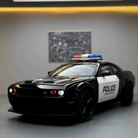  1:22 Metal Diecast Sound Light Police Car -  ToylandEU™
