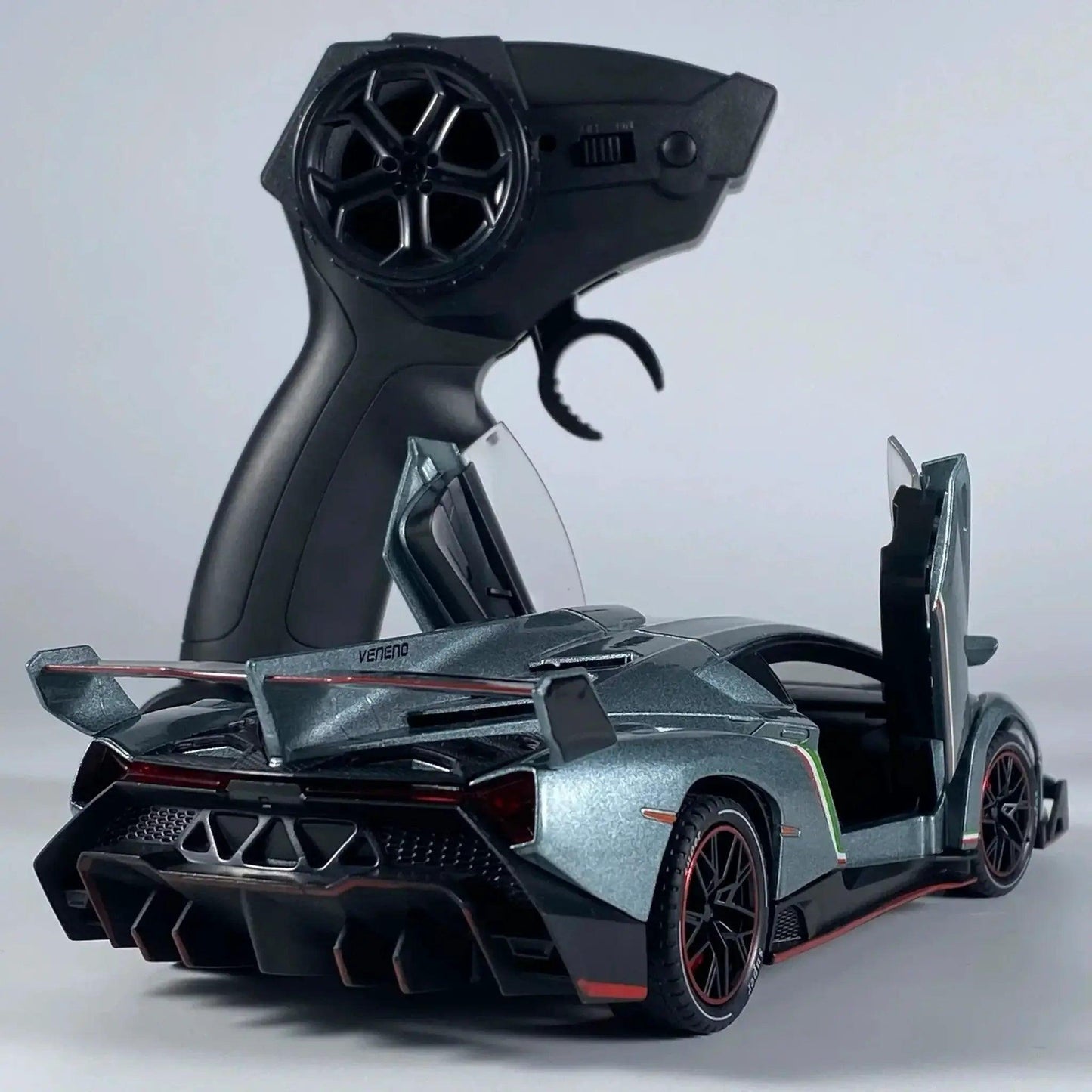  1 24 Alloy Diecast RC Veneno Car With Sound And Lights -  ToylandEU™