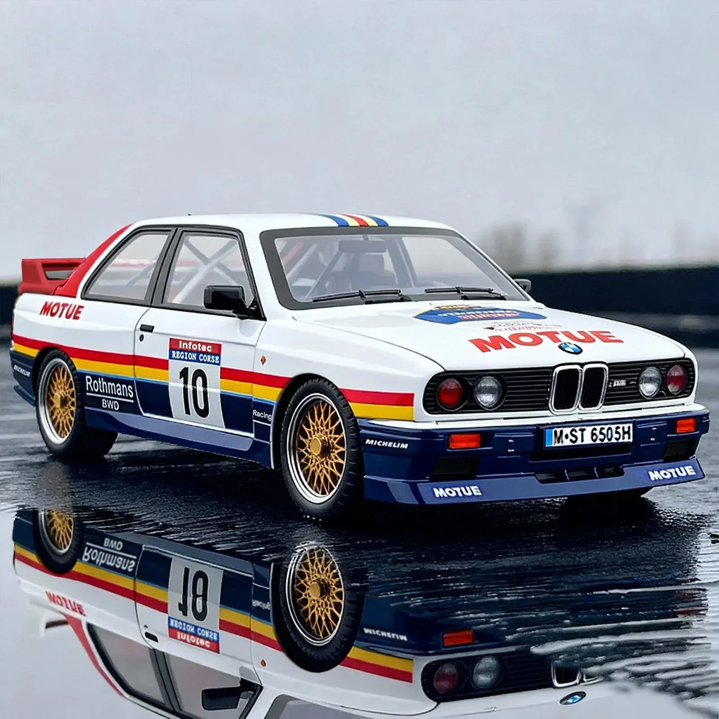 1:24 BMW M3 Diecast Metal Model Car Painted Version - ToylandEU