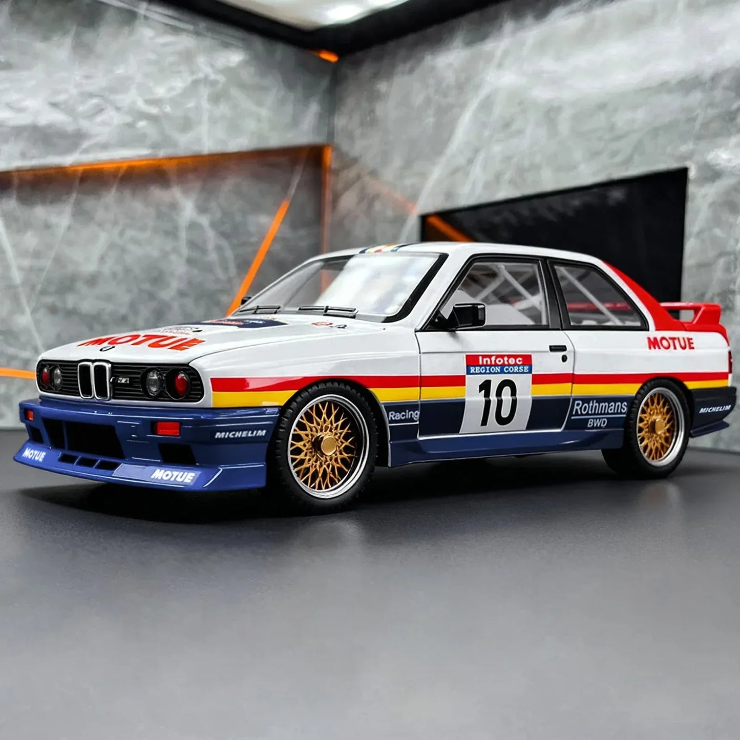 1:24 BMW M3 Diecast Metal Model Car Painted Version - ToylandEU