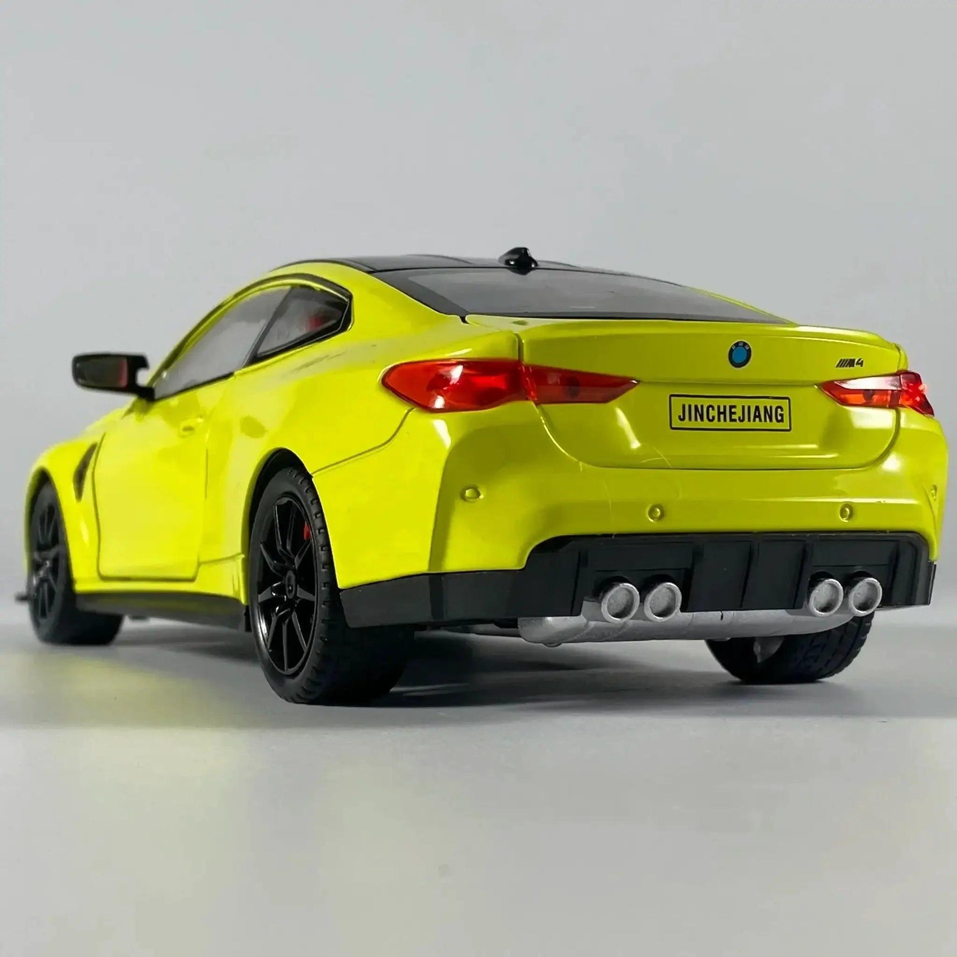  1:24 BMW M4 Alloy Diecast Model Car With Sound Light -  ToylandEU™