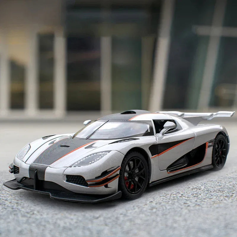 1:24 Diecast Alloy Supercar With Sound And Light Pull Back - ToylandEU