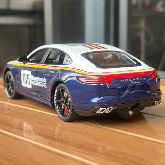 1:24 Diecast Porsche Panamera Track Metal Model Car With Light Pull Back - ToylandEU