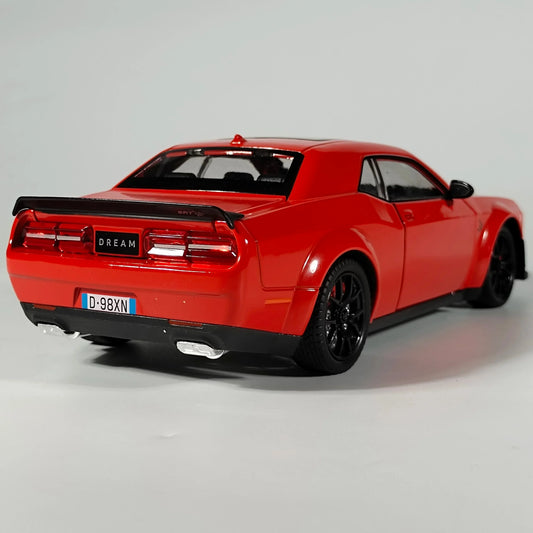 1:24 Dodge Challenger Hellcat Redeye Diecast Model With Sound and Light - ToylandEU