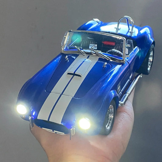 1:24 Ford Shelby Cobra 427 Roadster Die Cast Alloy Model With Sound And Light - ToylandEU