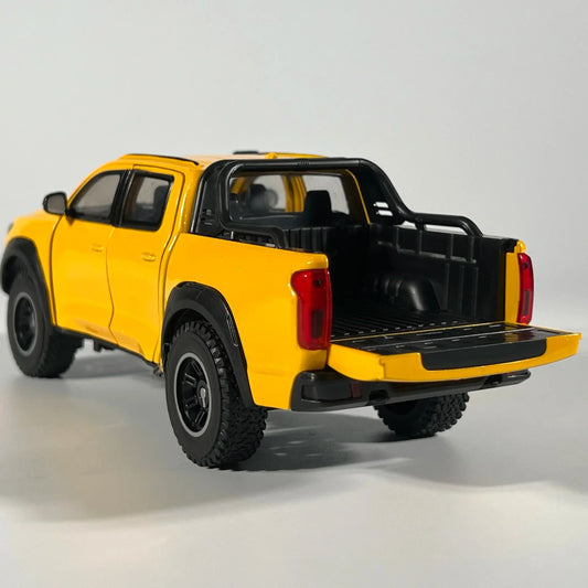 1:24 GWM Cannon POER Diecast Alloy Off-Road SUV Sound and Light - ToylandEU