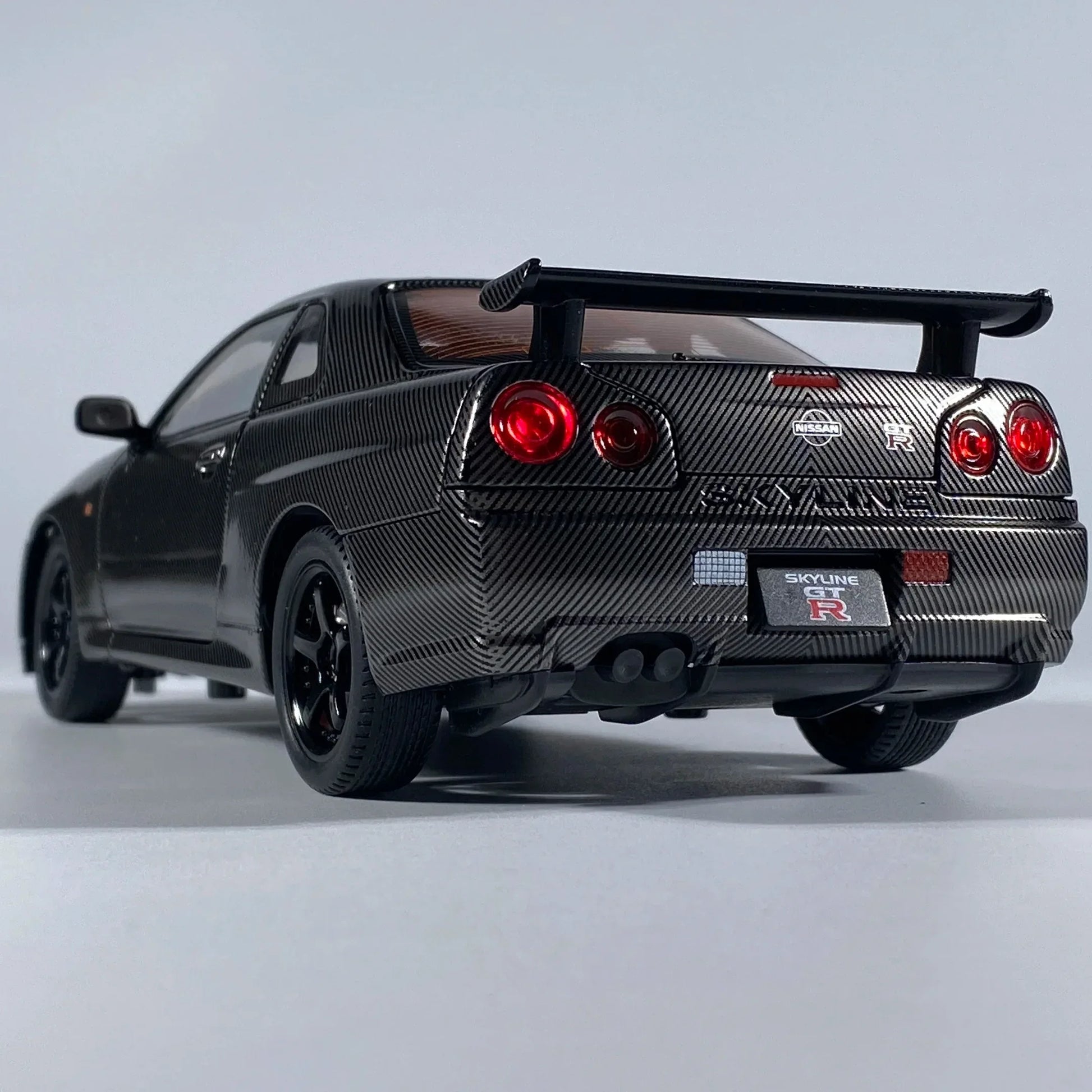 1:24 Nissan GTR R34 Skyline Carbon Fiber Diecast Model Car Sound and Light - ToylandEU