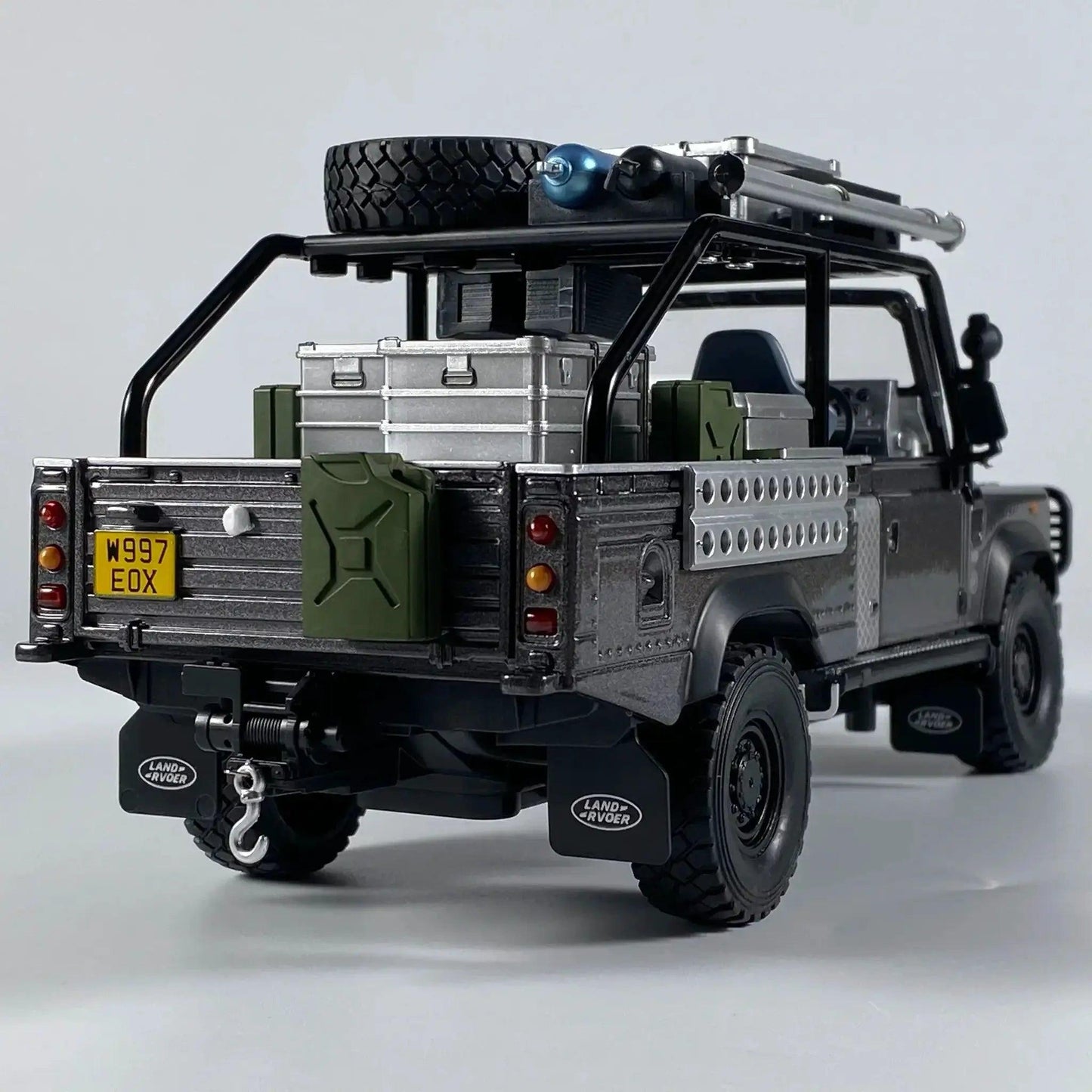  1 24 Scale Alloy Diecast Land Rover Defender 90 -  ToylandEU™
