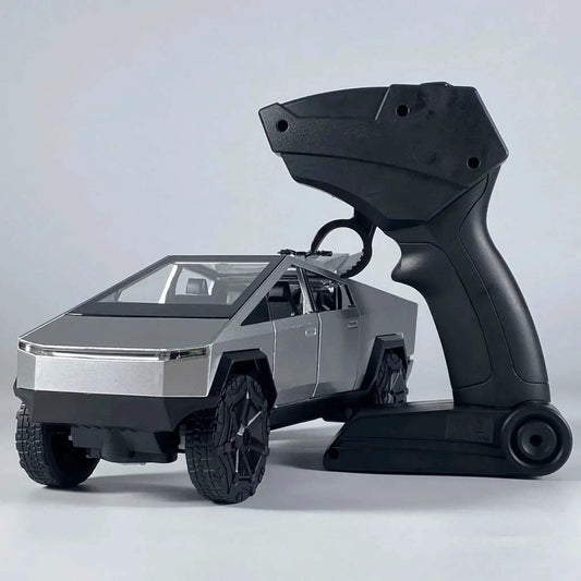  1 24 Scale Alloy Diecast RC Car Remote Sound And Light -  ToylandEU™