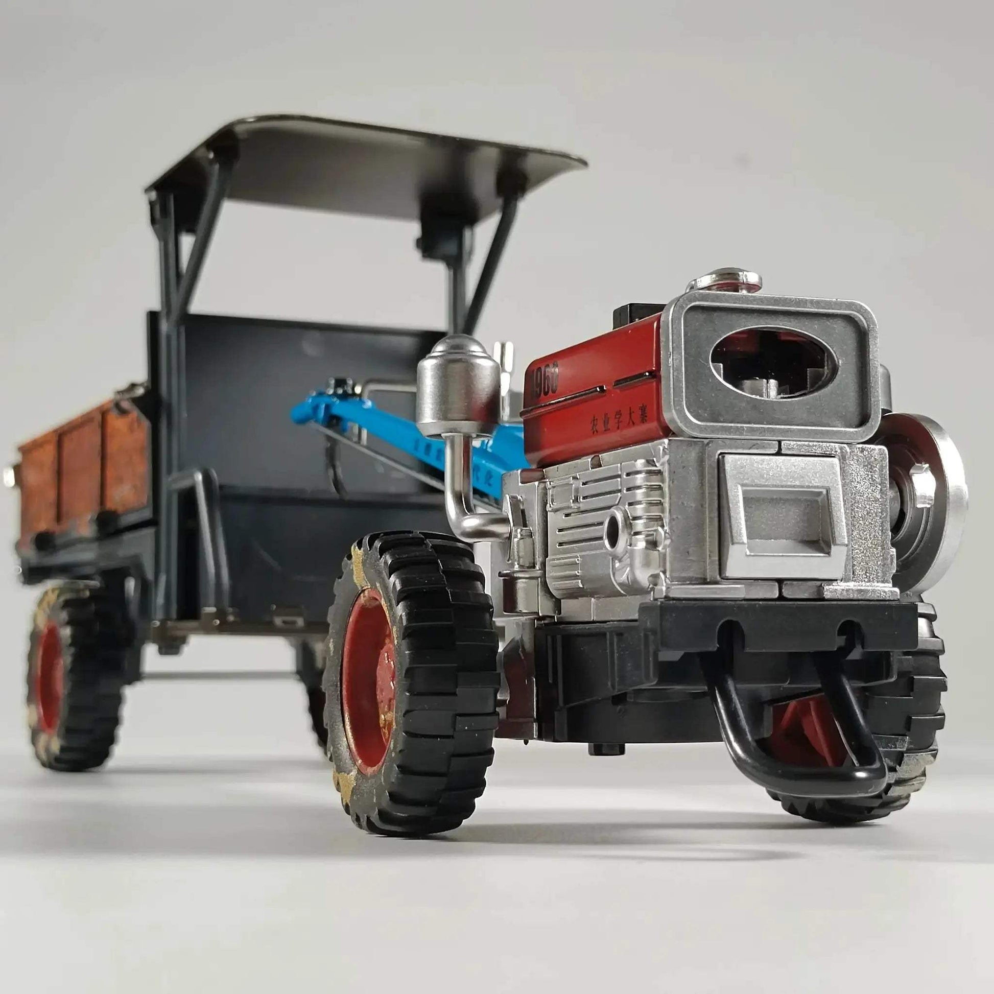 1 24 Scale Diecast Alloy Tractor Model Sound And Light -  ToylandEU™