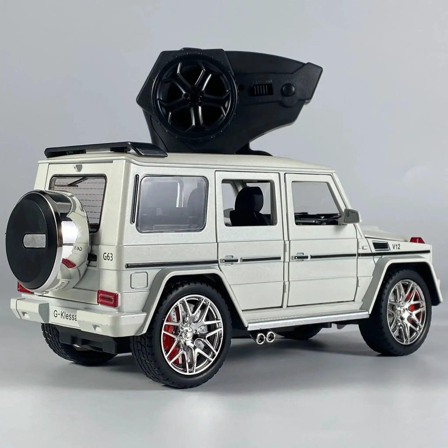  1 24 Scale Diecast G63 RC SUV Alloy Car Sound Light -  ToylandEU™
