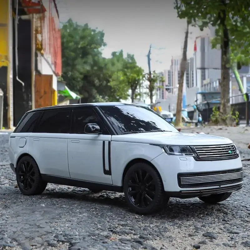 1 24 Scale Land Rover Range Rover SV2022 Diecast Metal Car With Sound And Light - ToylandEU