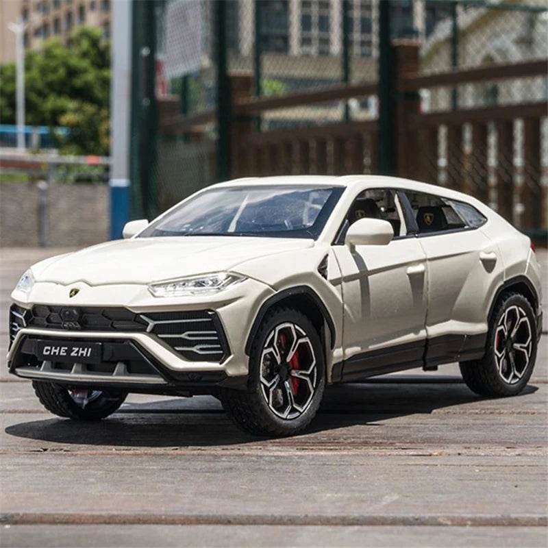 1:24 URUS Bison Alloy Off-Road Sports Car Model - Diecast SUV Collectible - ToylandEU