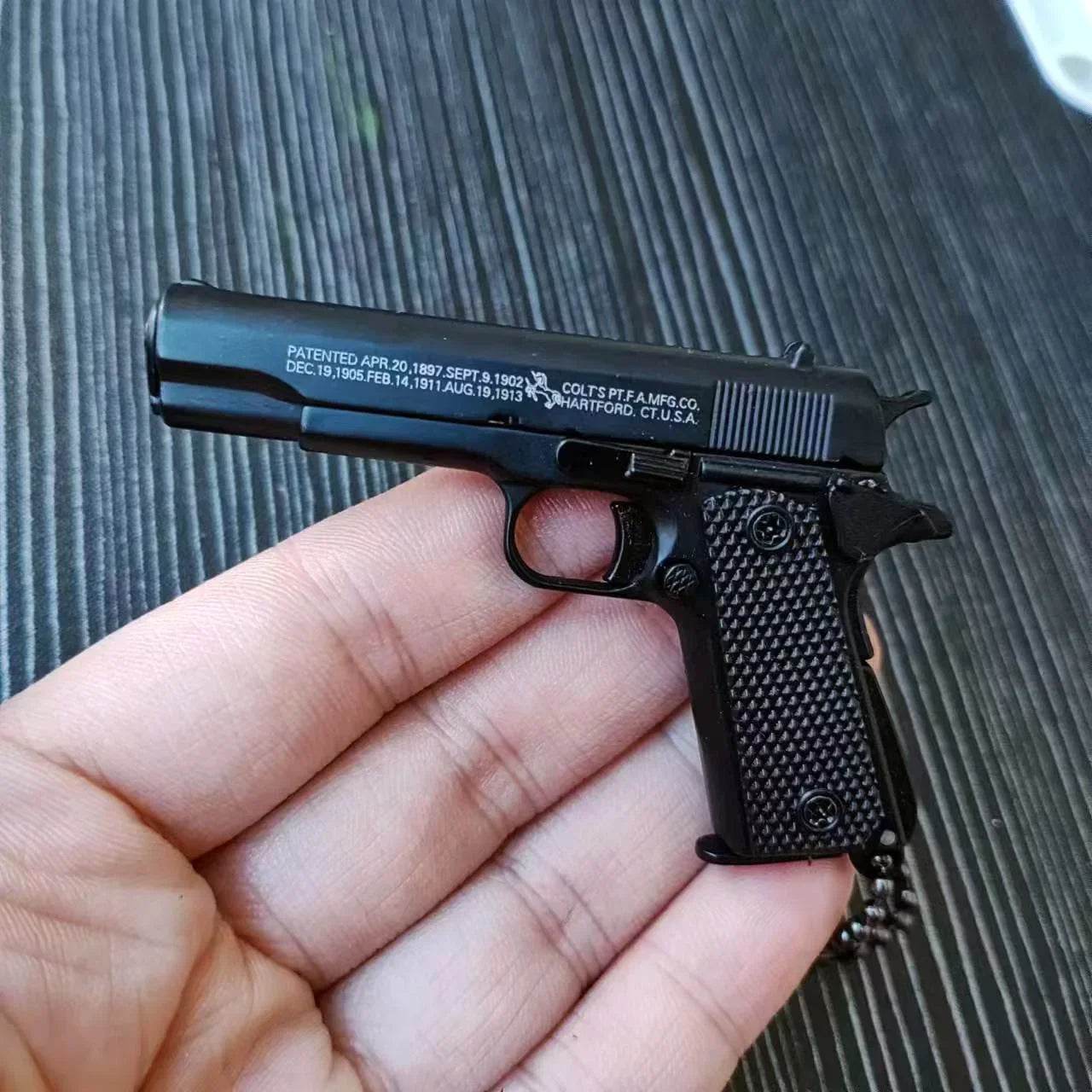 1:3 Desert Eagle Pistol Alloy Mini Gun Keychain Gift Pendant - ToylandEU