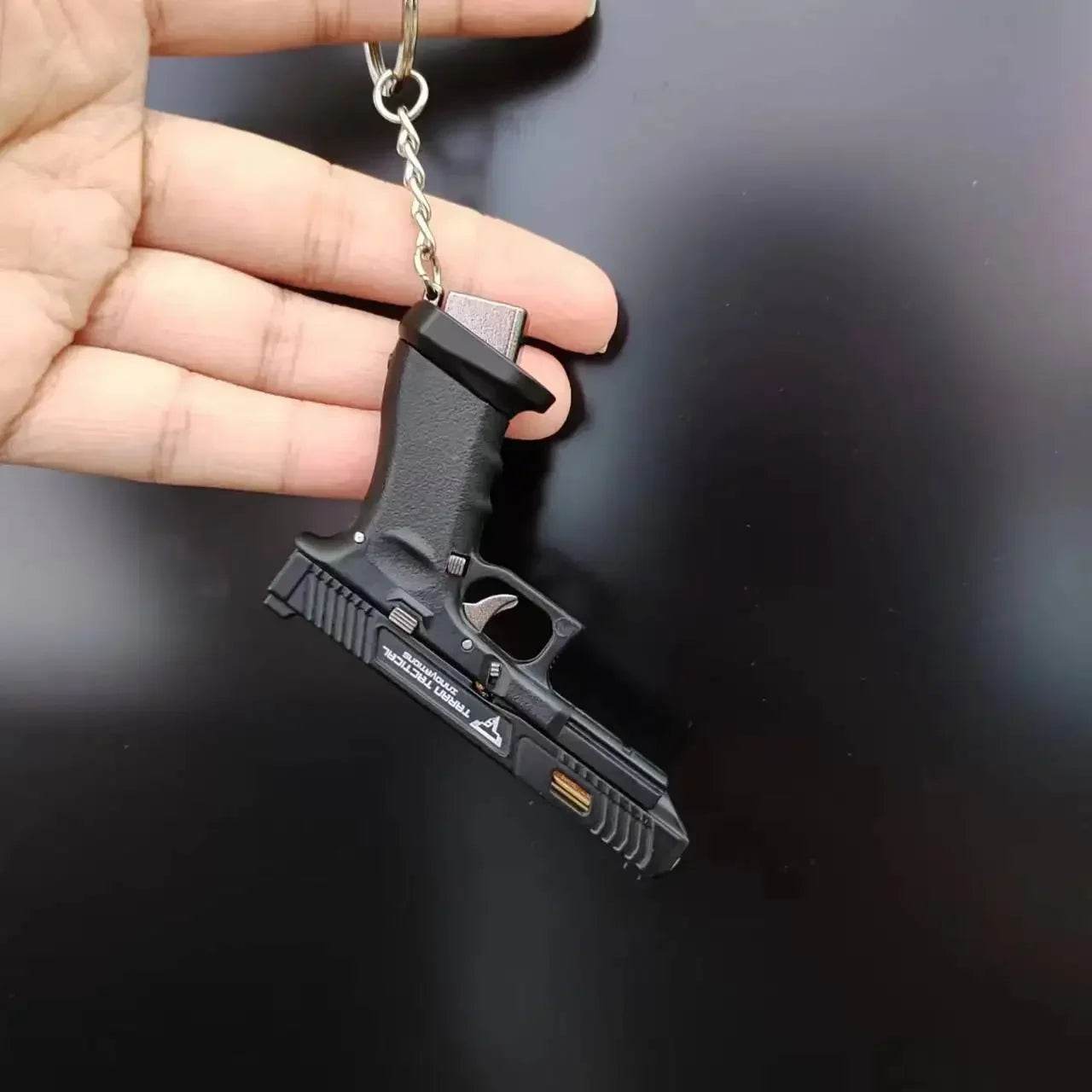 1:3 Semi Alloy G34 TTI Pistol Model Keychain Mini Gun Gift - ToylandEU