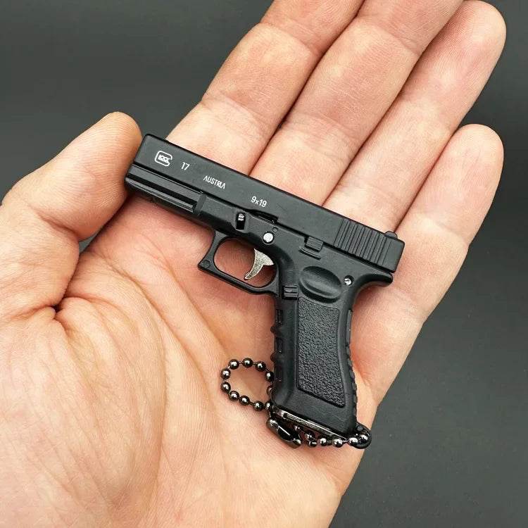 1:3 Semi Alloy G34 TTI Pistol Model Keychain Mini Gun Gift - ToylandEU