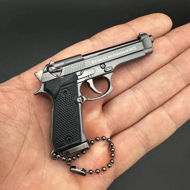 1:3 Semi Alloy G34 TTI Pistol Model Keychain Mini Gun Gift - ToylandEU
