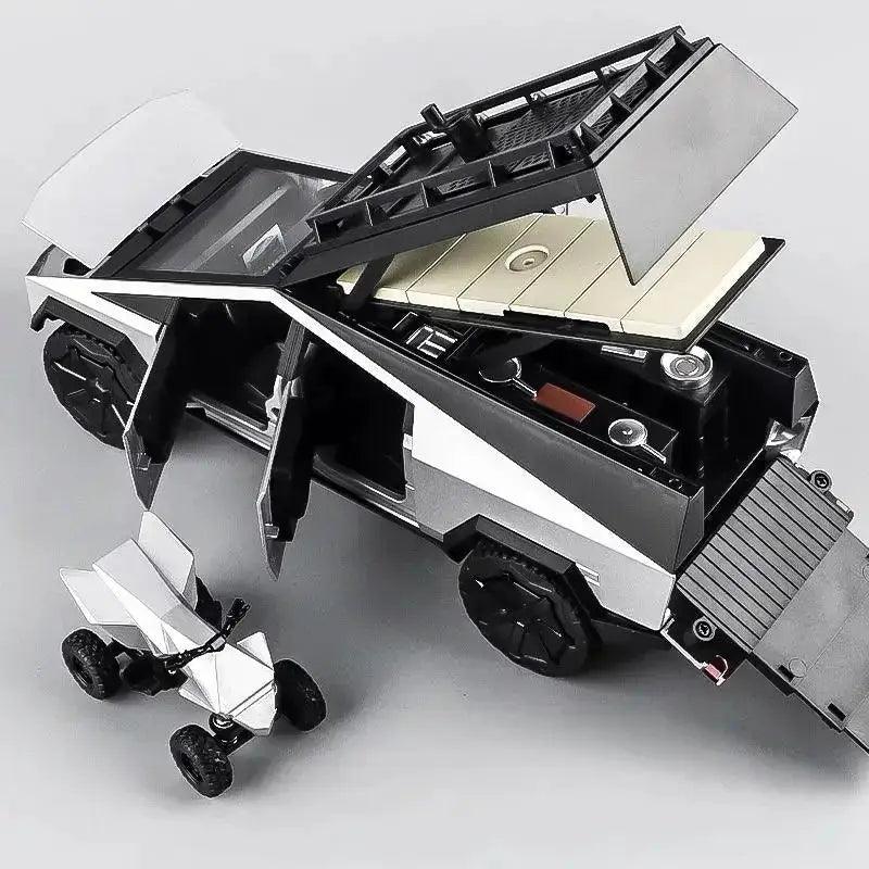  1:32 Alloy Diecast SUV Toy Car With Sound And Light -  ToylandEU™