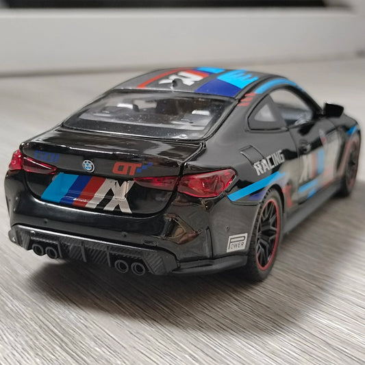 1:32 BMW M4 Track Version Diecast Alloy Pull Back Car - ToylandEU